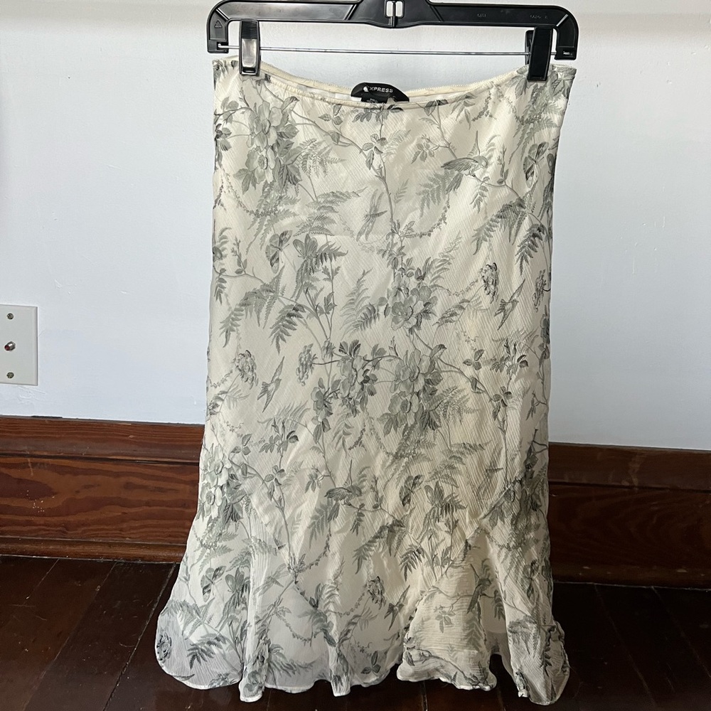 Express skirt size medium
